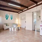 La Casita De La Playa Apartment *
